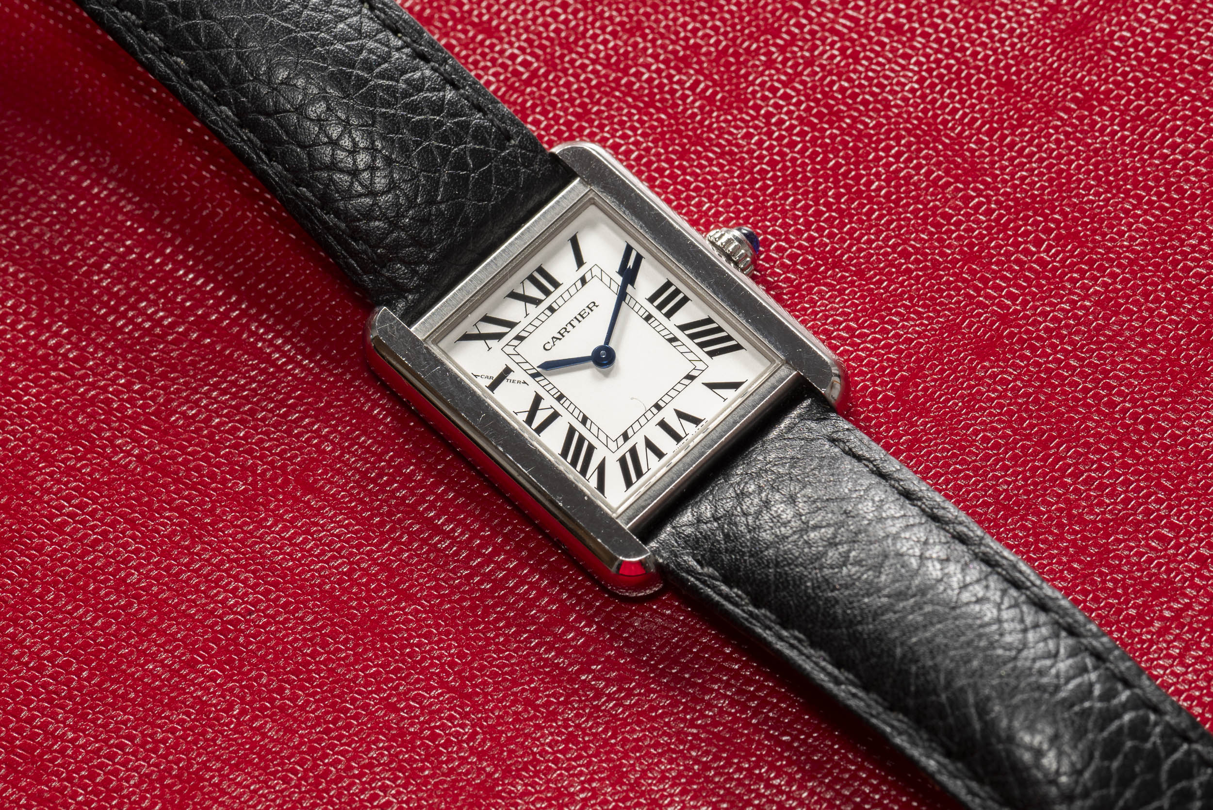 Hank Swiss Watches: Top Watches Sell in 2023, Must-Have Timepieces Unveiled